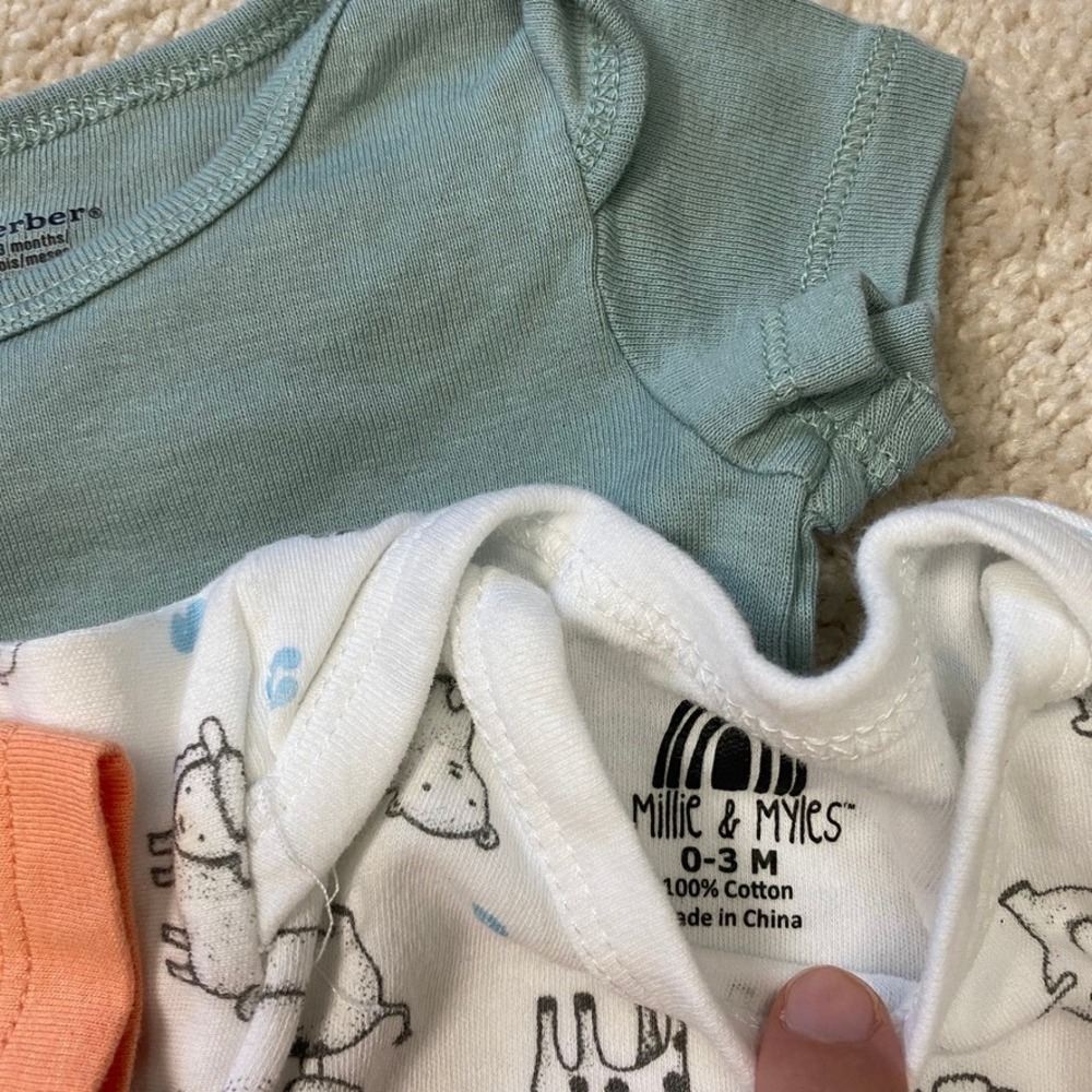 Baby Boy Clothing Bundle 0-3M Assorted Brands Animals Casual Sleep Comfort - Picture 4 of 7